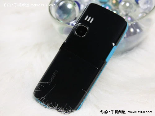 绑在炸弹上寄到美国吧 华为C5720评测