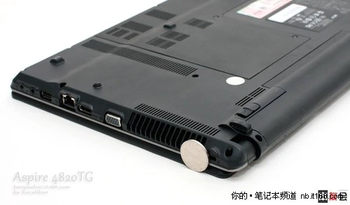 宏碁4820TG接口布局与配件