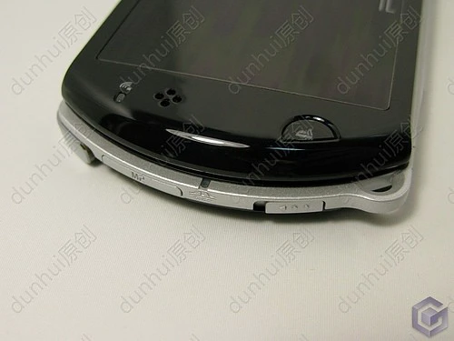 这个激情了 PSP go实机完全拆解大评测 