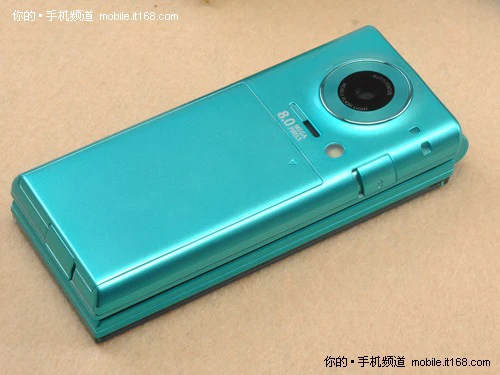 800万像素+2.5mm耳机孔