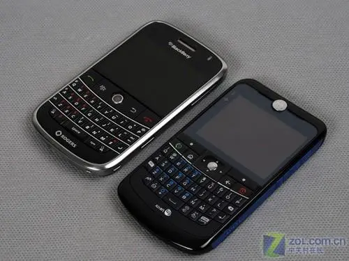 内置GPS芯片摩托全键盘智能Q11评测