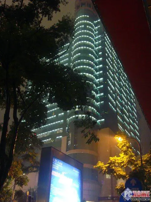 拥有92万像素触摸屏时尚索尼T700评测(8)