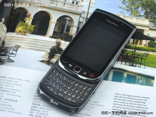 黑莓旗舰9800概述
