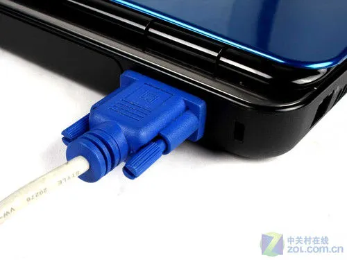 耀眼孔雀蓝 戴尔Inspiron 灵越14R评测