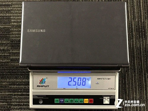 霸气大屏游戏本 三星Series 5 550P评测 