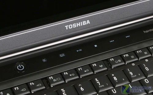 5999元双核独显! 东芝M306热门本评测 