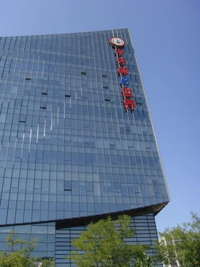 时尚代言内外兼修 奢华卡片索尼T700评测 时尚代言内外兼修 奢华卡片索尼T700评测