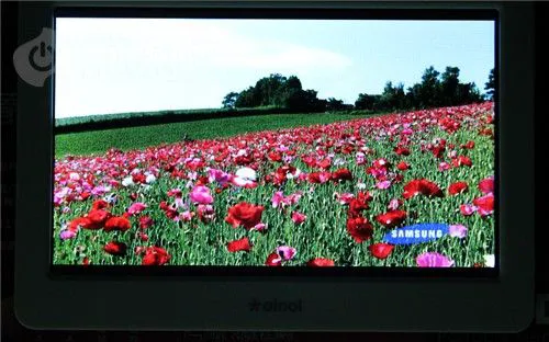 4.3吋全高清新标准 艾诺V7000HDA评测