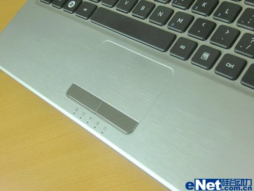 双显卡i5芯 13寸三星Q330试用评测