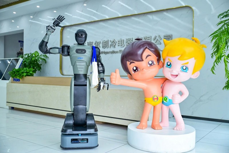 累活、脏活让机器人干!海尔智家一工厂用上“人形机器人”