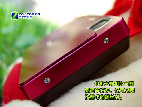 时尚代言内外兼修 奢华卡片索尼T700评测 时尚代言内外兼修 奢华卡片索尼T700评测