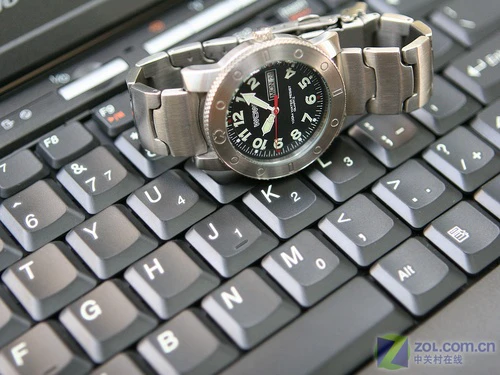 另类ThinkPad 联想N220笔记本详细评测 另类ThinkPad 联想N220笔记本详细评测