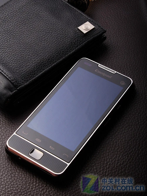 酷派基因+Android2.1的结合 酷派N930评测 