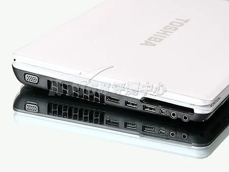 亮丽身形东芝PortégéM803笔记本评测(3)