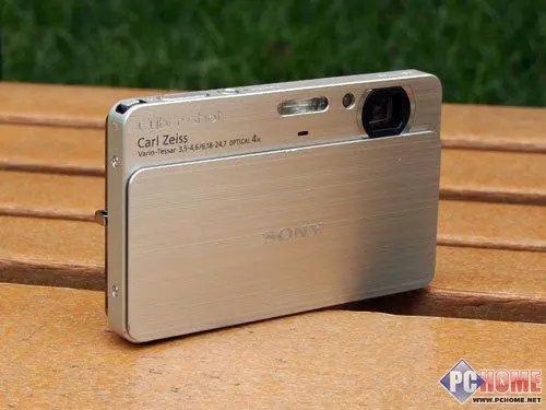 拥有92万像素触摸屏时尚索尼T700评测(2)