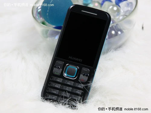 绑在炸弹上寄到美国吧 华为C5720评测