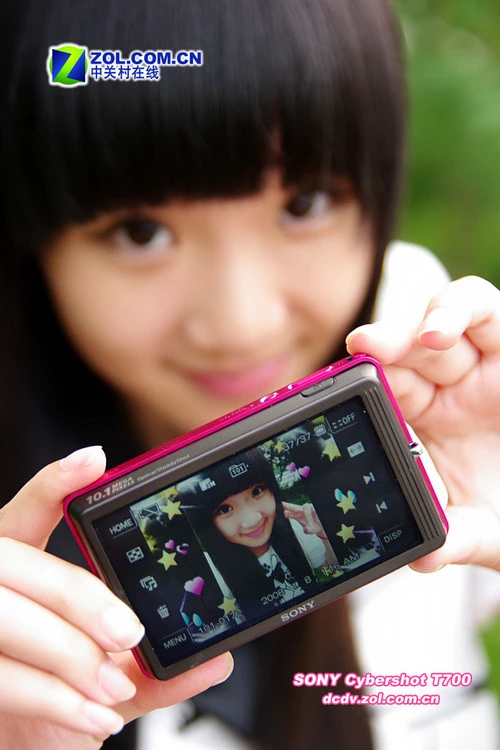 当MM遇到炫彩卡片 索尼T77/T700唯美图赏 当MM遇到炫彩卡片 索尼T77/T700唯美图赏