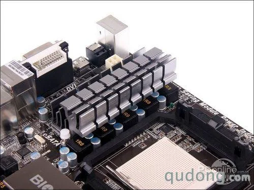 节能开核一起上映泰890GX主板开核评测(3)