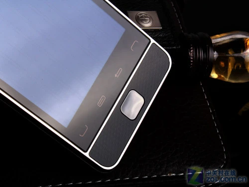 酷派基因+Android2.1的结合 酷派N930评测 