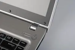 金属机身精致做工三星Q430笔记本评测(2)