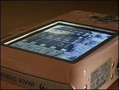 时尚可爱不乏精致小巧佳能E1详尽评测(8)