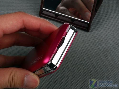 IM软件6合1 "聊客"齐乐CHERR3690评测 