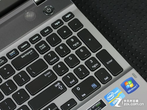 霸气大屏游戏本 三星Series 5 550P评测 