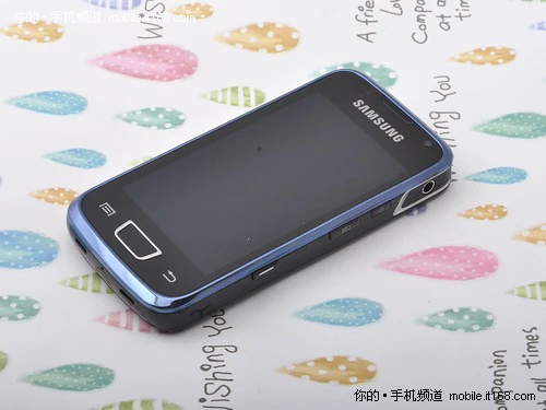 时尚与商务并重的气质