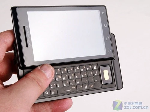 GSM版DROID 摩托罗拉Milestone独家评测 