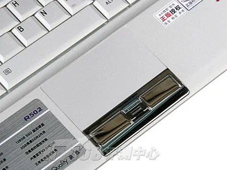 有种轻薄叫境界东芝PortégéR502评测(9)