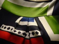 时尚代言内外兼修 奢华卡片索尼T700评测 时尚代言内外兼修 奢华卡片索尼T700评测