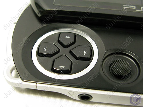 这个激情了 PSP go实机完全拆解大评测 