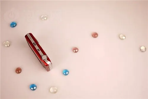 不仅是配置强大 明基卡片机T1260评测