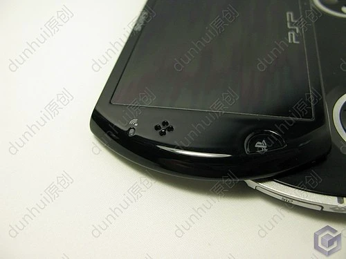 这个激情了 PSP go实机完全拆解大评测 