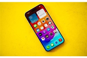 曝iP18 Pro Max升级LTPO+面板：苹果史上最好的手机屏幕