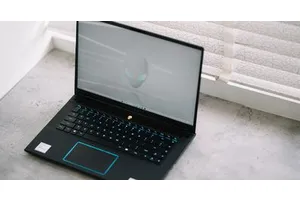 ALIENWARE外星人 m16 R2评测：让游戏玩出新质感