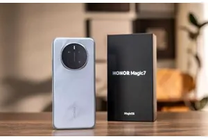 年底这波新机大混战，没想到荣耀才是黑马。