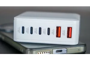 搞定多个设备快充，一颗充电头基本就够了