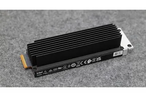 SSD集体涨价，傲腾逆风跳水，但你大爷还是你大爷