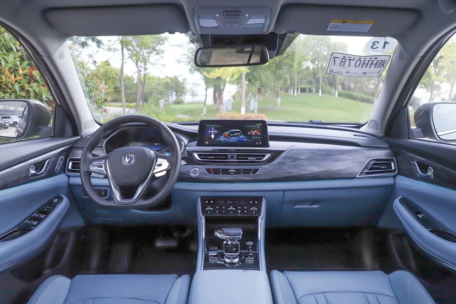 大块头也可很省油 长安CS75 PHEV插电混动解读