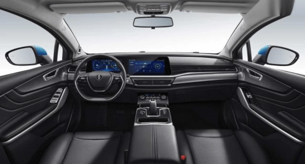 起步不到14万的合资纯电轿车，雷诺江铃羿新车型上市