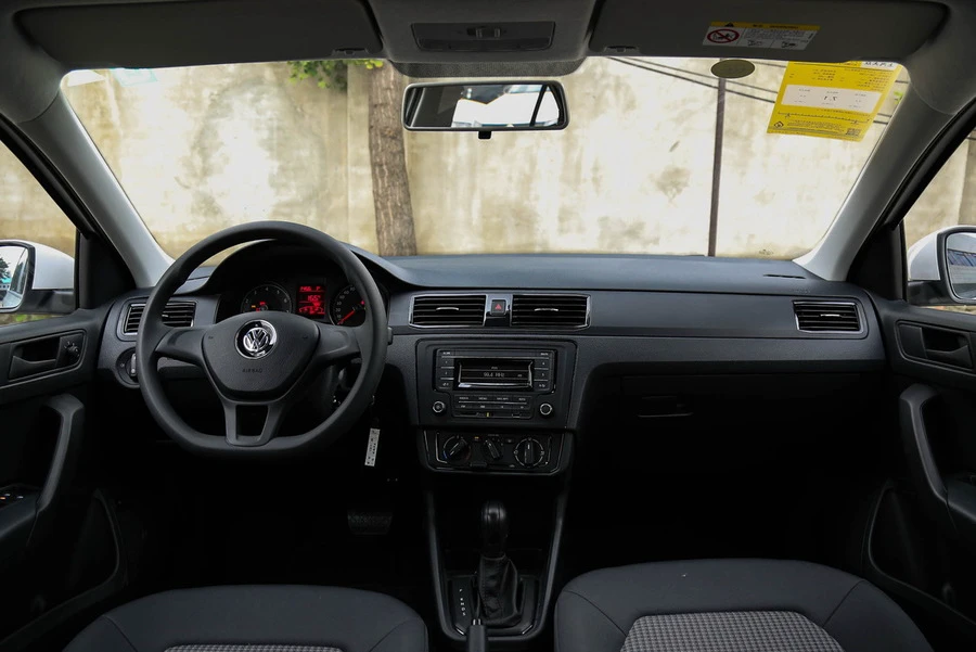 最有情怀的神车 上汽大众桑塔纳单车解读