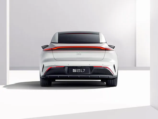 售36.88万-40.88万 智己L7正式上市