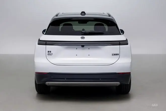 售价40万起步/产品对标宝马X5 蔚来ES7实车曝光 售价40万起步/产品对标宝马X5 蔚来ES7实车曝光