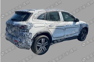 北京奔驰改款GLA路试谍照曝光 外观细节有所改变