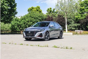 试驾2022款长安逸动PLUS