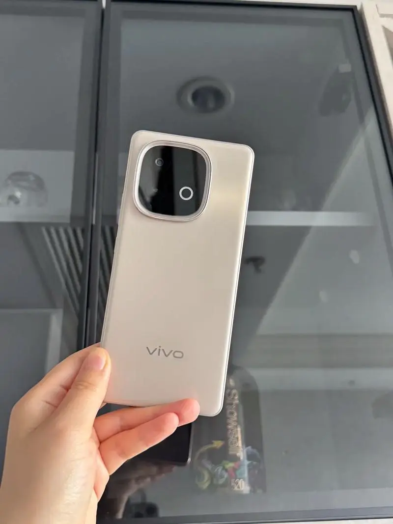 2000左右性价比高的手机