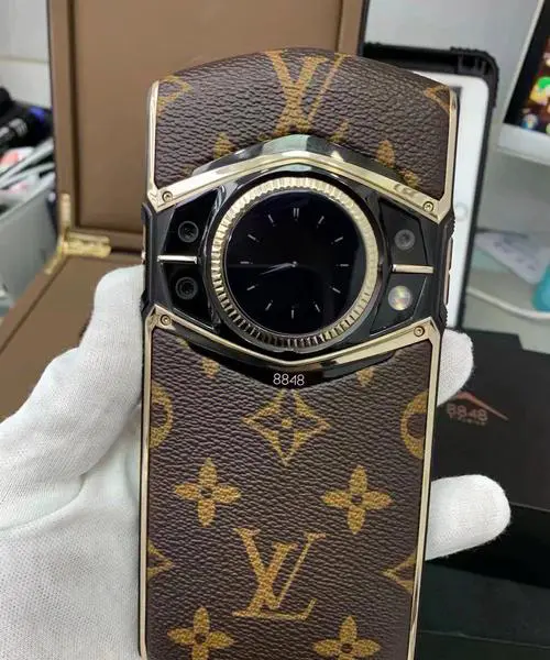 8848钛金手机有人买吗