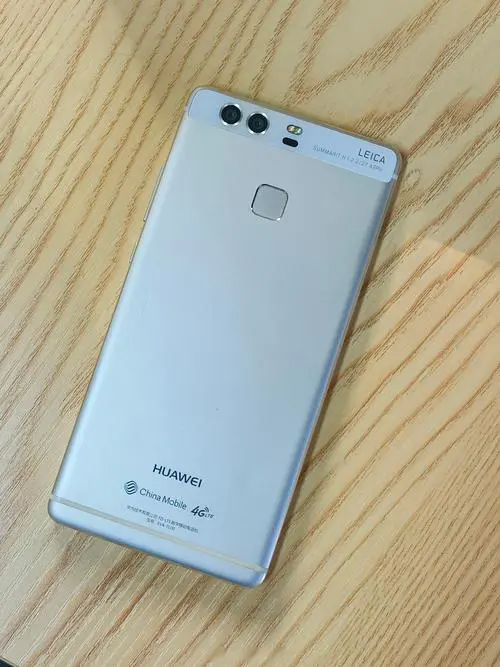 华为2000左右的手机