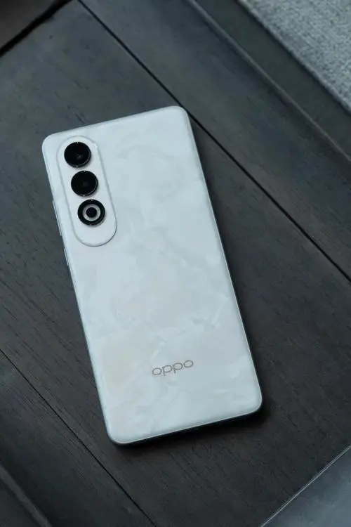 oppo手机内屏多少钱